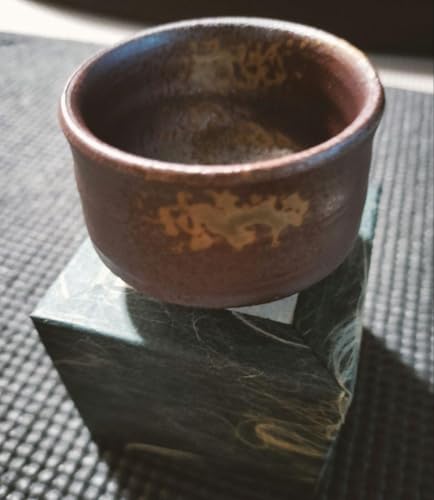 Tamba-Tachikui-yaki-Guinomi-Sake-Becher: Aschenglasierte Ware der Sechs Alten Brennöfen [2026]
