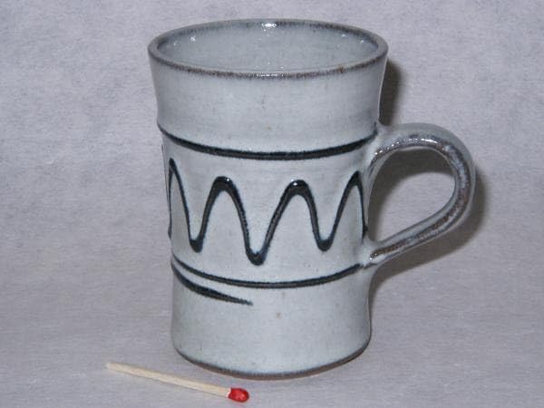 Mug Tanba Tachikui-yaki : la céramique des Six Anciens Fours de Hyōgo [2026]