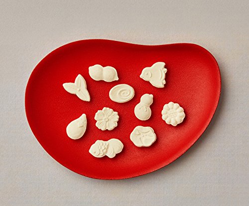 Oyaya Takaoka Ramune (大野屋 高岡ラムネ, coffret assorti de bonbons de sucre pressé façonnés à la main) — Depuis 1838, ce confiseur de Takaoka façonne le sucre dans des moules en bois sculptés hérités du travail du métal de la ville-château [Guide 2026 pour lecteurs internationaux]