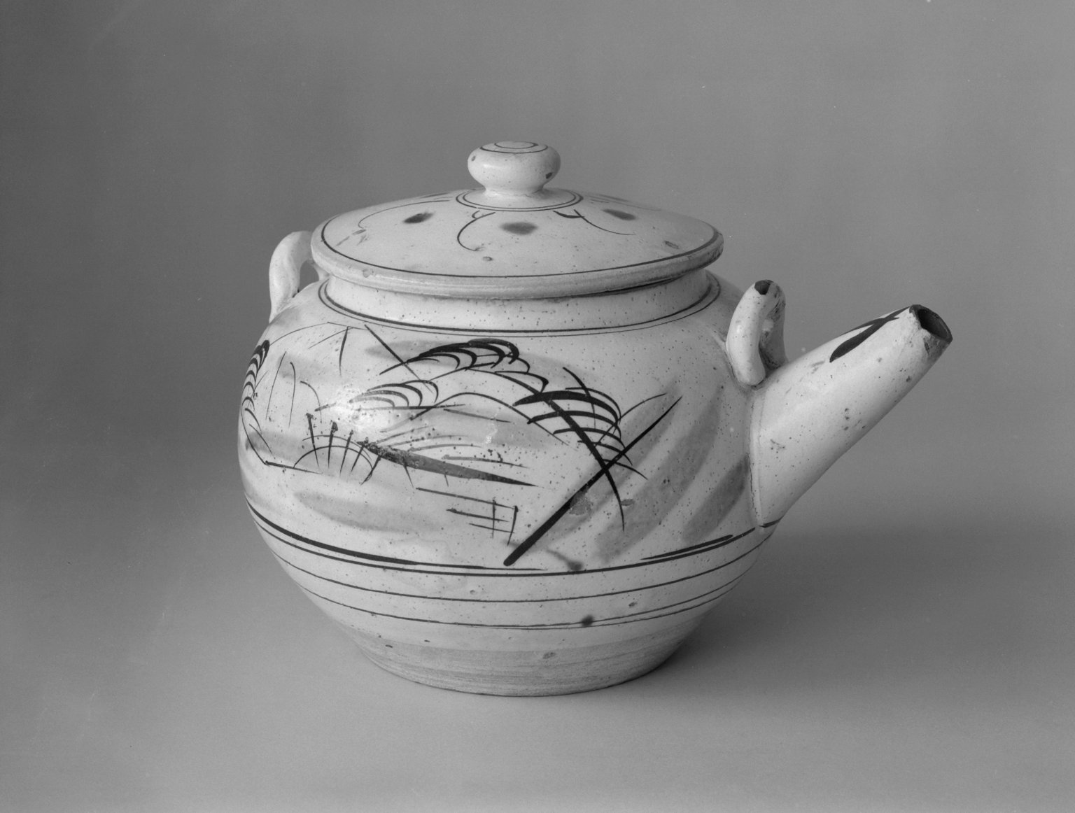 Ko-Mashiko teapot, Taishō-Shōwa period, at the Brooklyn Museum