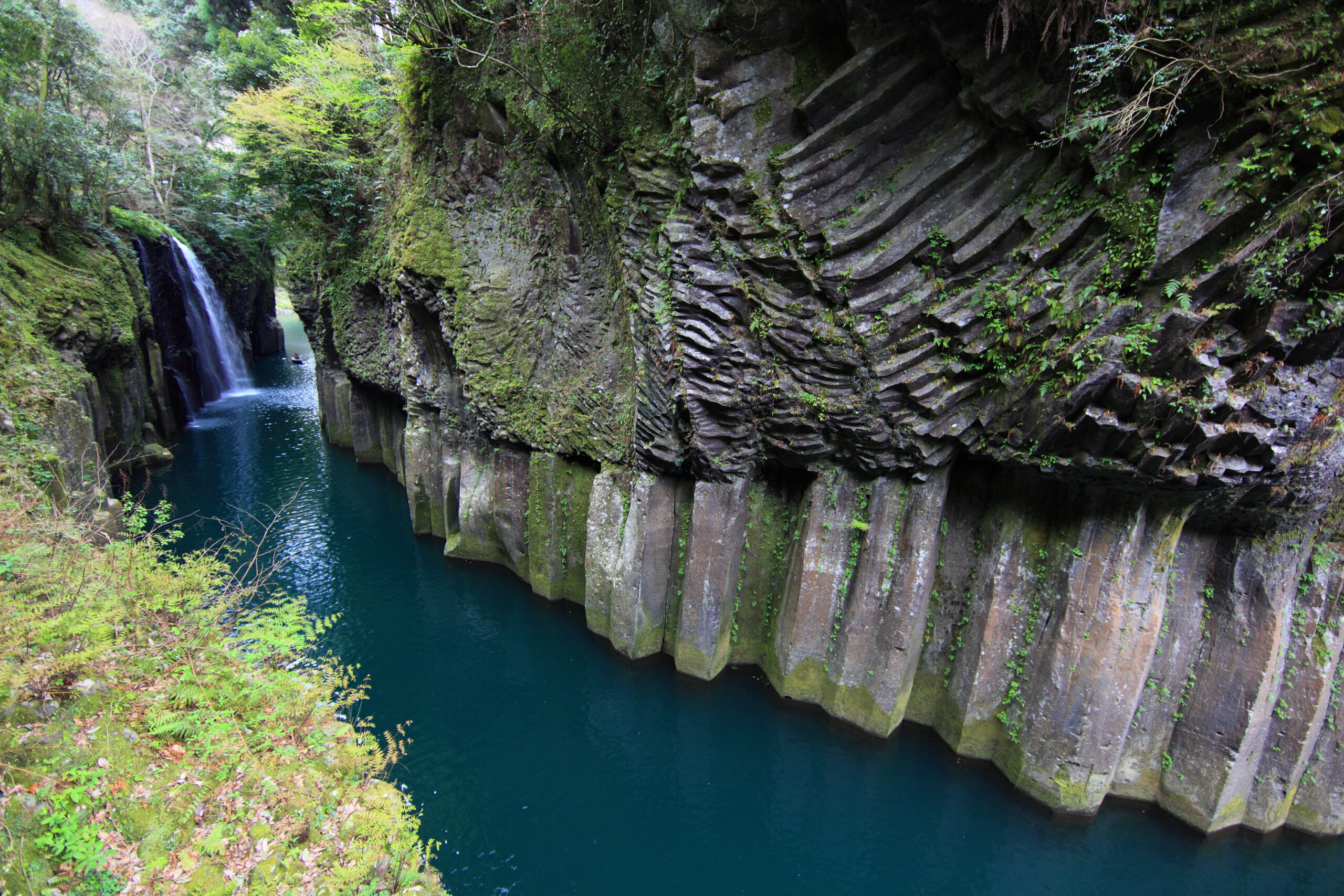 Takachiho Gorge with Manai Falls