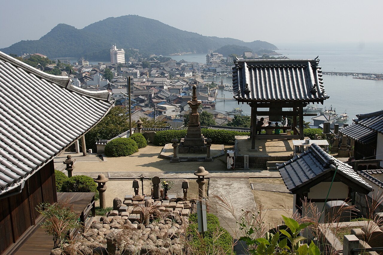 Tomonoura, the historic port town of the Bingo region in eastern Hiroshima