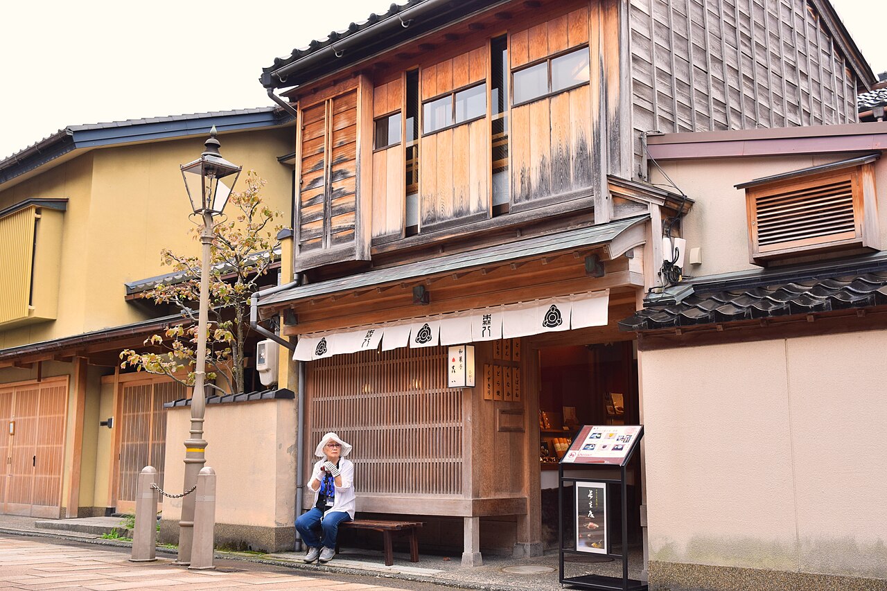 The Higashi Chaya teahouse district in Kanazawa