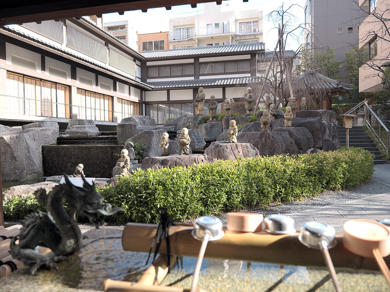Rokkaku-do (Choho-ji) in central Kyoto, headquarters of the Ikenobo school