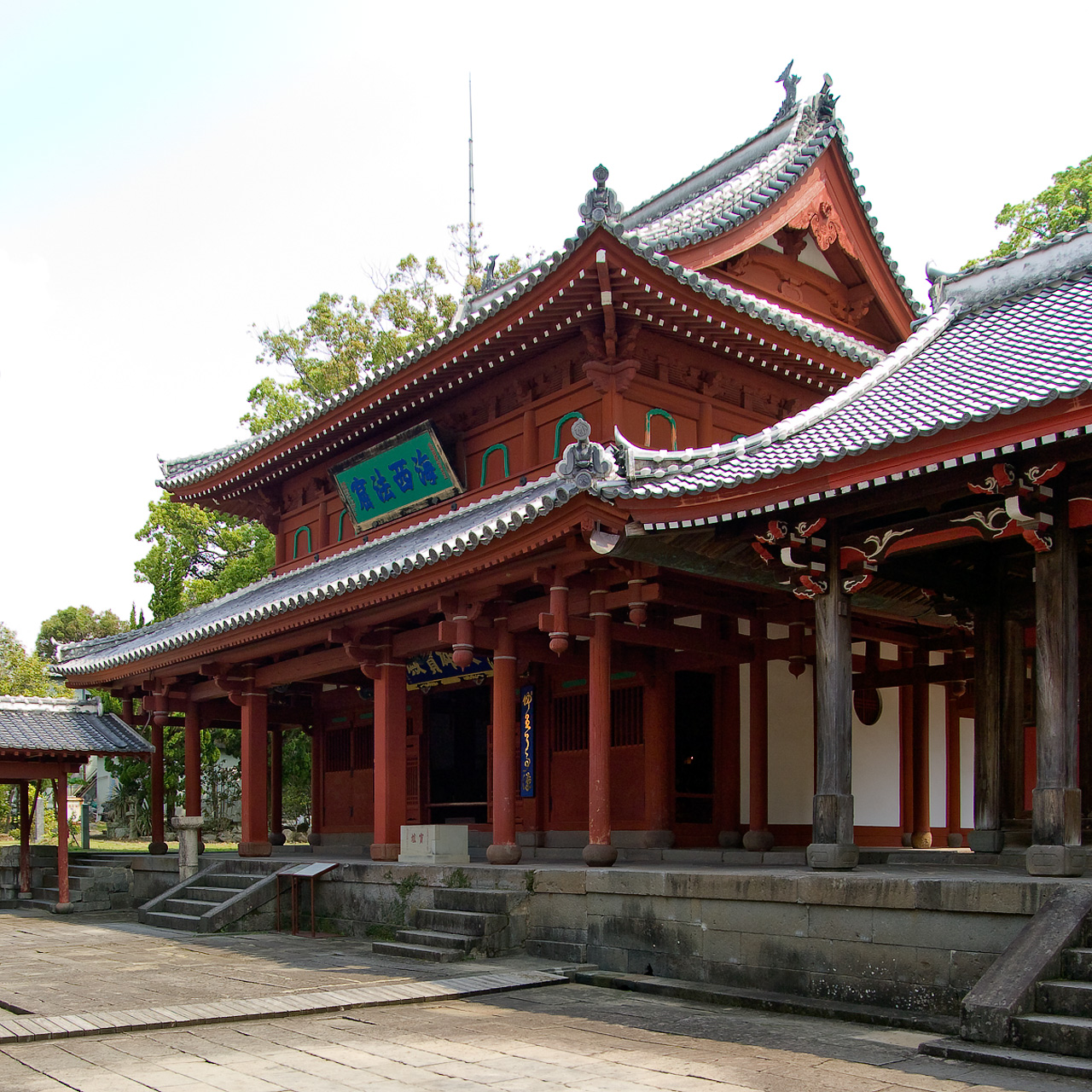 Daiyu-hoden, the Ming-style main hall of Sofuku-ji temple in Nagasaki, a National Treasure