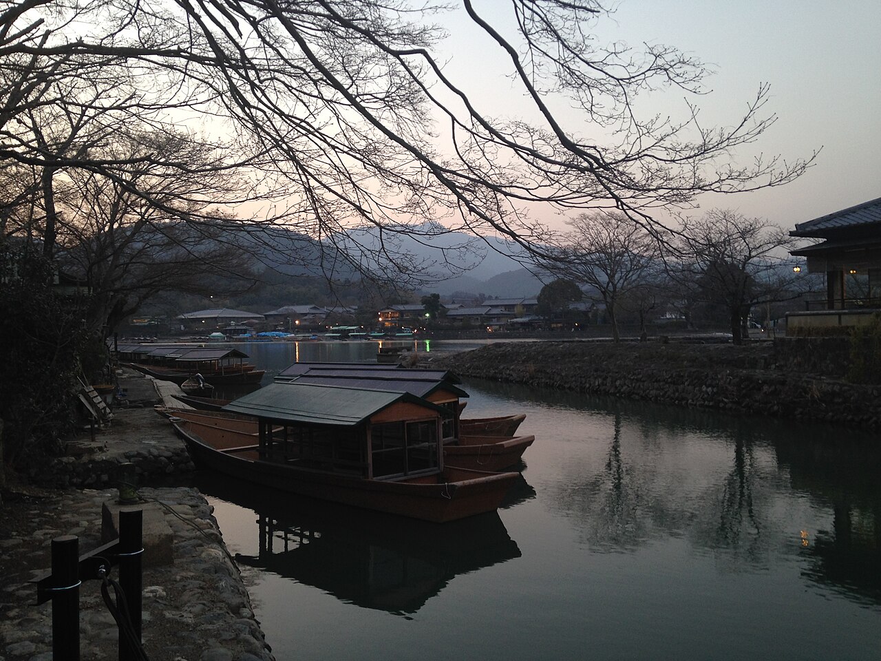 The Oi River at dusk, the river crossing that defined Shimada-juku on the old Tokaido