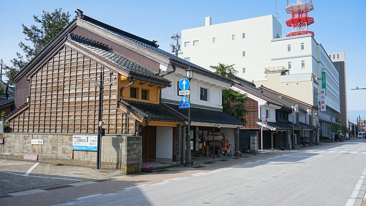 Yamacho-suji street in Takaoka, lined with traditional dozo storehouse-style merchant homes