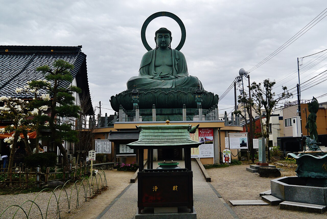 The 16-meter Takaoka Daibutsu, a bronze Great Buddha recast by local Takaoka founders