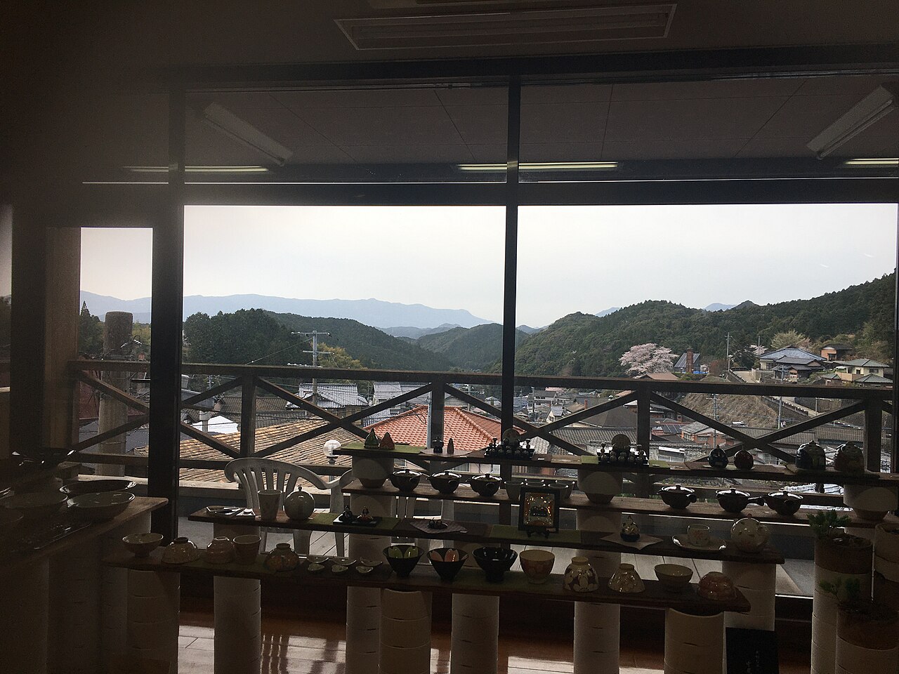 Vestiges du four grimpant de Nakaoyama à flanc de colline, à Hasami