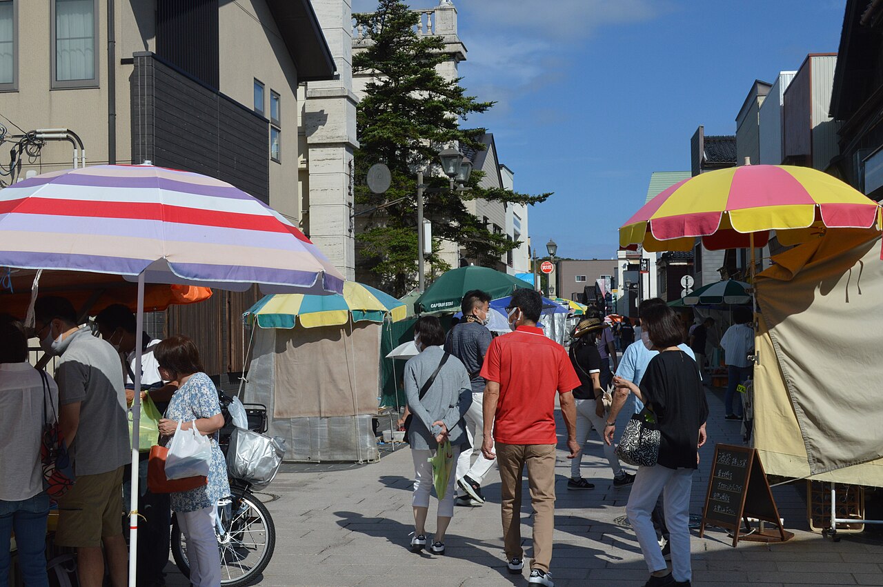 Stalls at Wajima's centuries-old morning market selling local goods